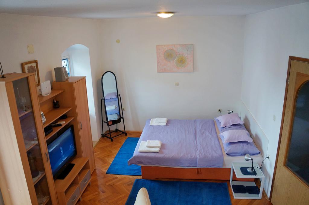 Kamena Apartment & Studio Makarska Buitenkant foto