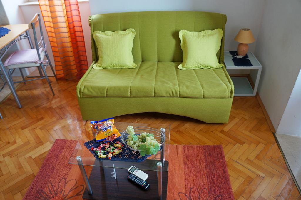 Kamena Apartment & Studio Makarska Buitenkant foto